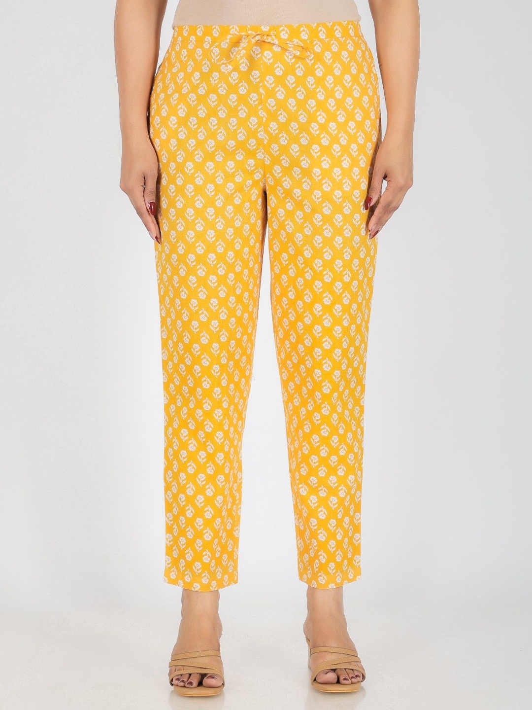 

Aramya Women Floral Printed Cotton Palazzos, Yellow