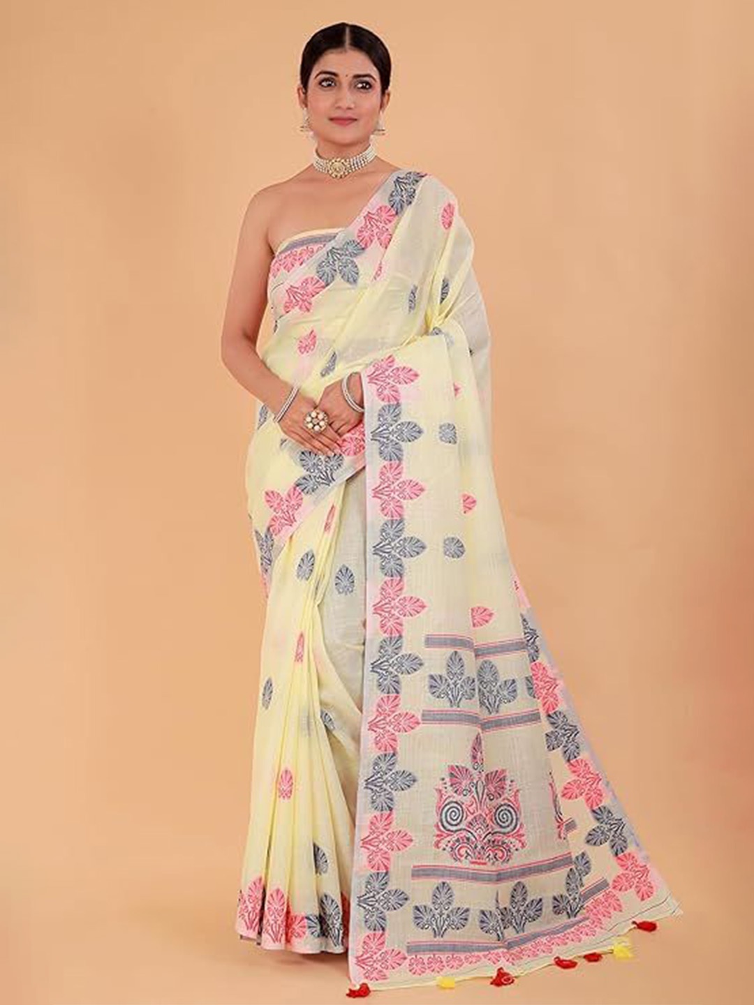 

NEGRONI Floral Woven Design Saree, Cream