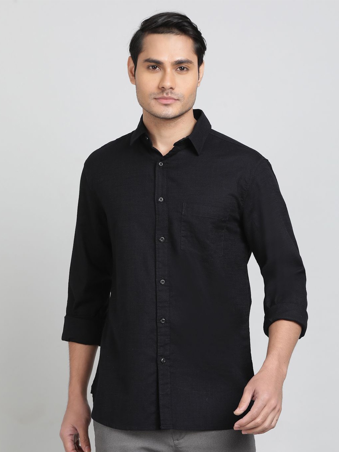 

JADE BLUE Men Slim Fit Opaque Casual Shirt, Black