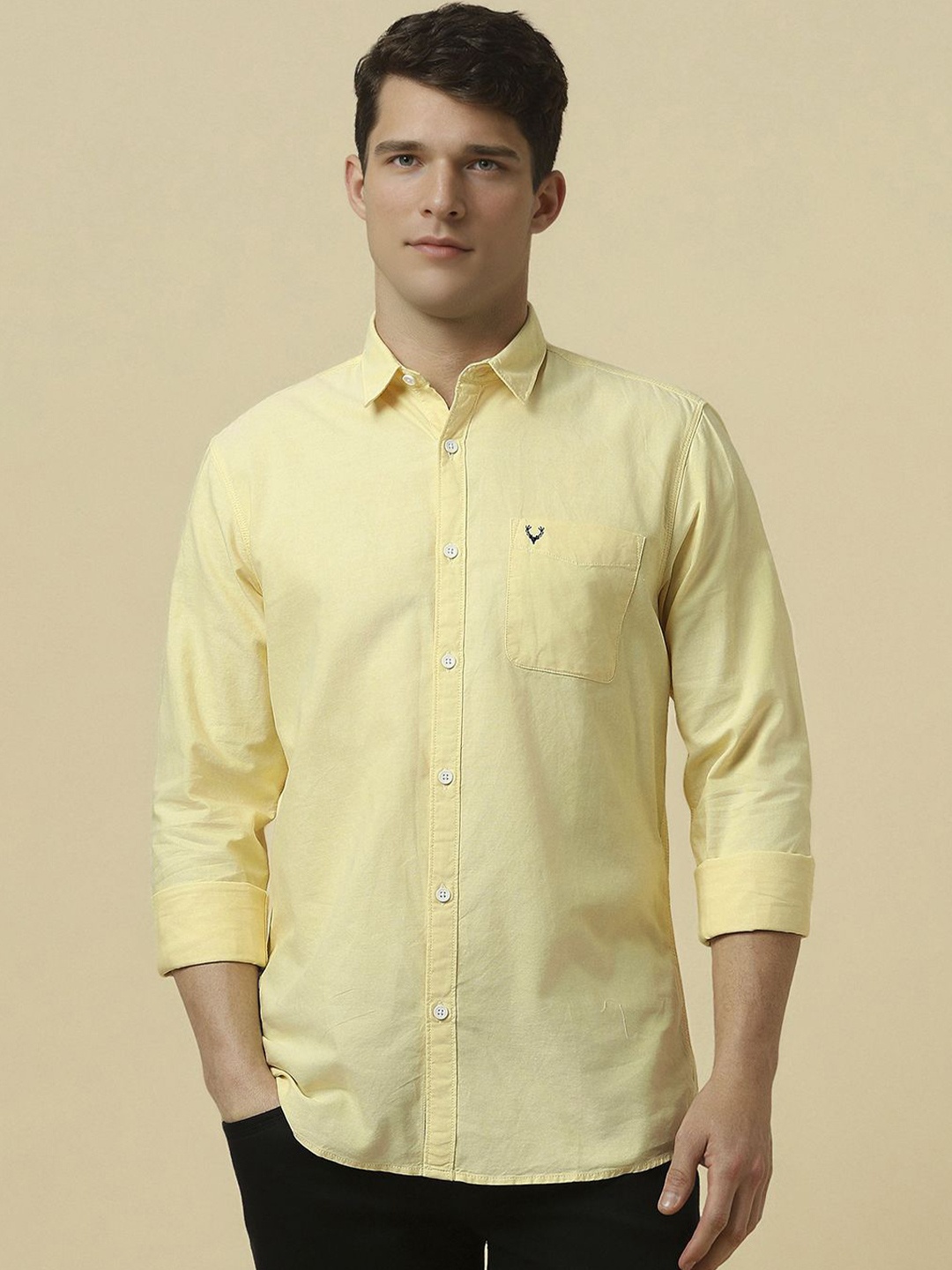 

Allen Solly Men Custom Fit Spread Collar Solid Cotton Casual Shirt, Yellow