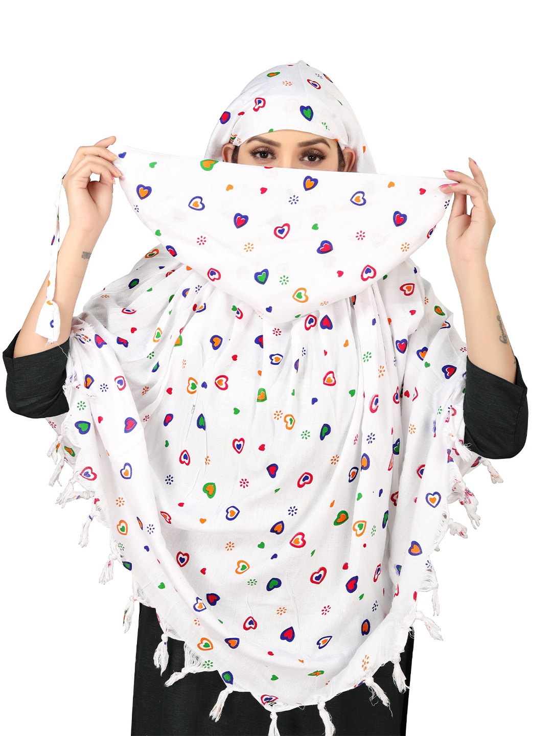 

Vicharan Women Printed Scarf, White