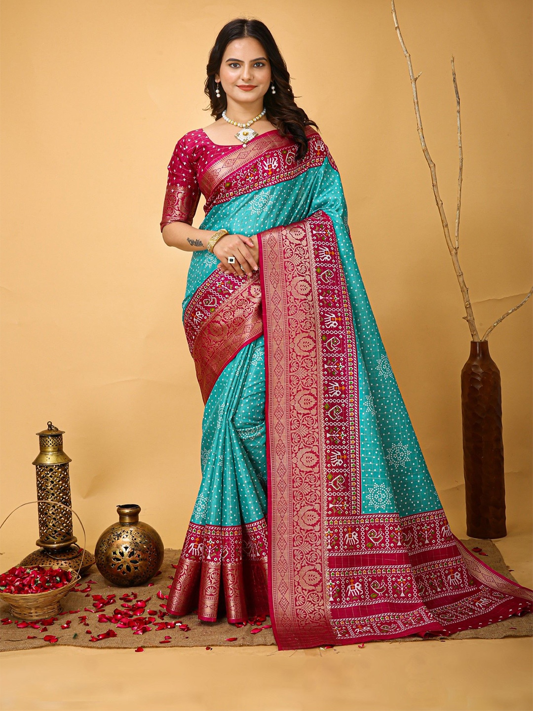 

LeeliPeeri Designer Woven Design Zari Saree, Teal