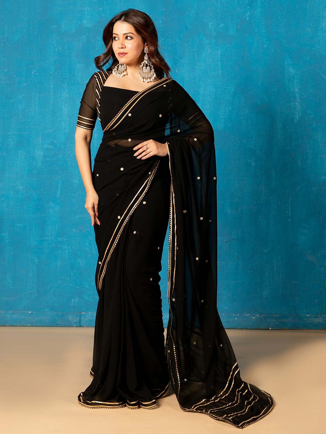 

NUD Embroidered Zari Saree With Blouse and Peticoat, Black