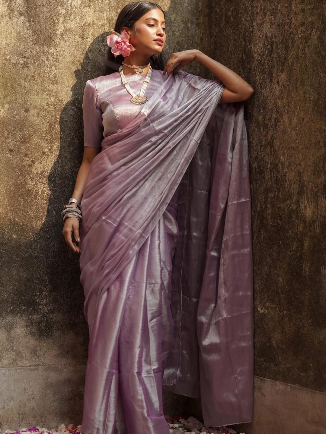 

Ruuprekha Tissue Tussar Saree, Magenta