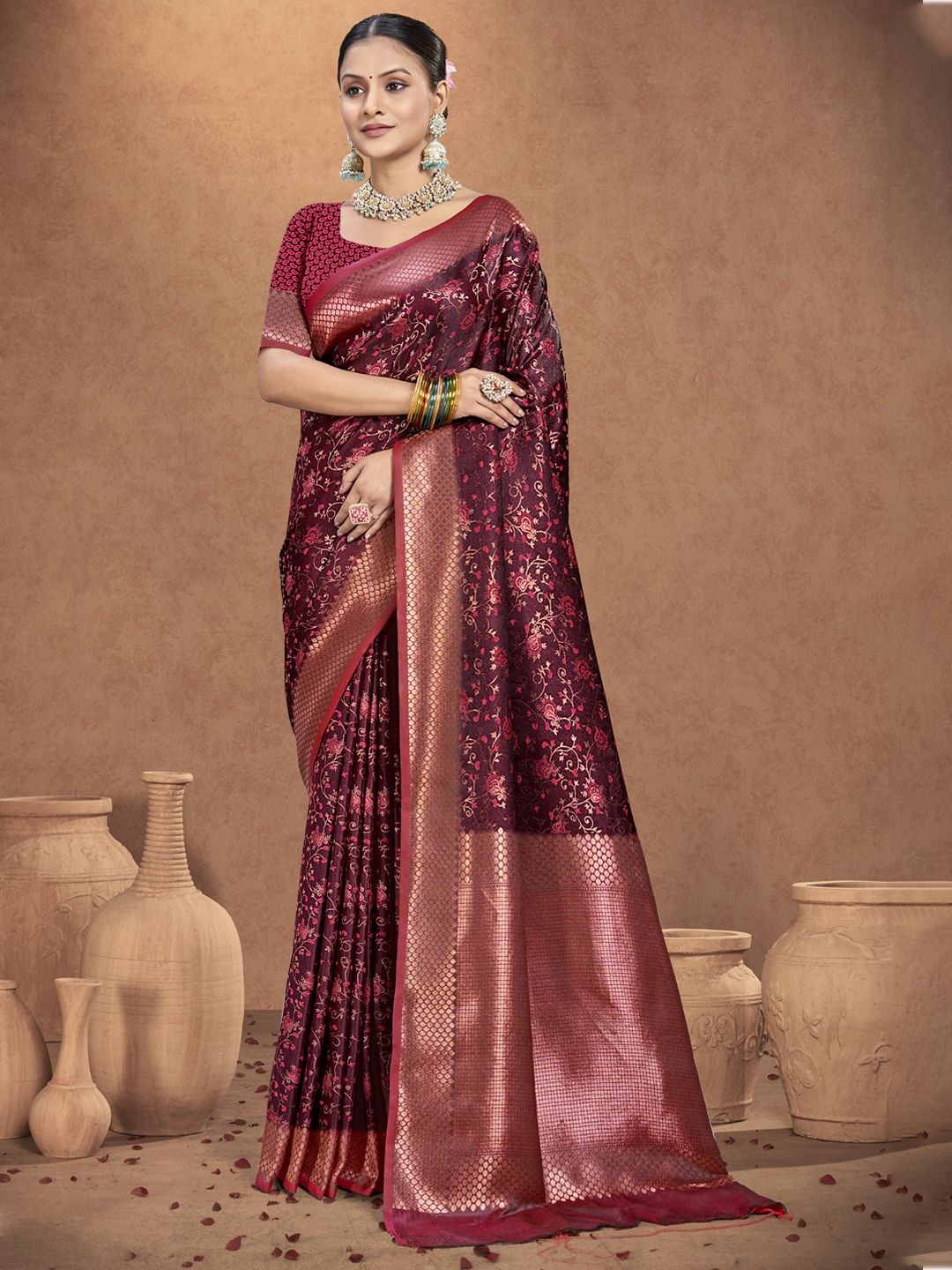 

SANGAM PRINTS Floral Zari Tussar Saree, Maroon