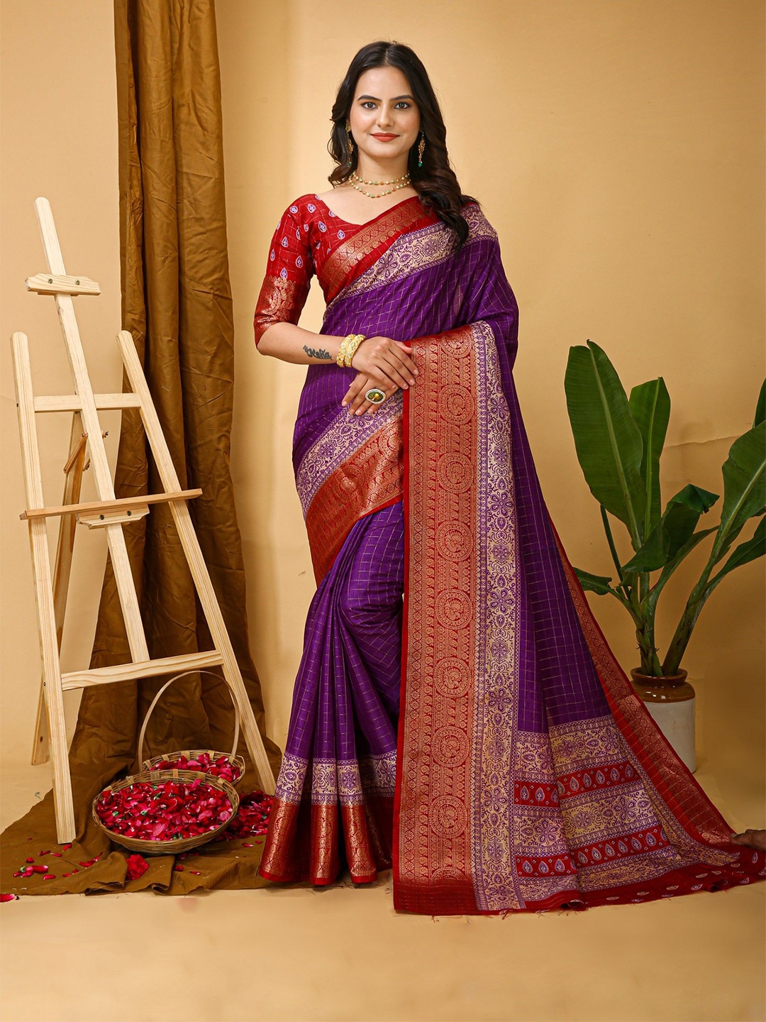 

LeeliPeeri Designer Checked Woven Design Zari Saree, Purple