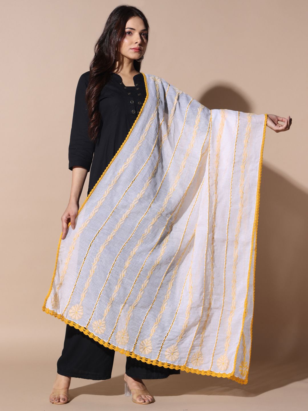 

Fashionable Chikan Handikraft Ethnic Motifs Embroidered Dupatta with Chikankari, Mustard