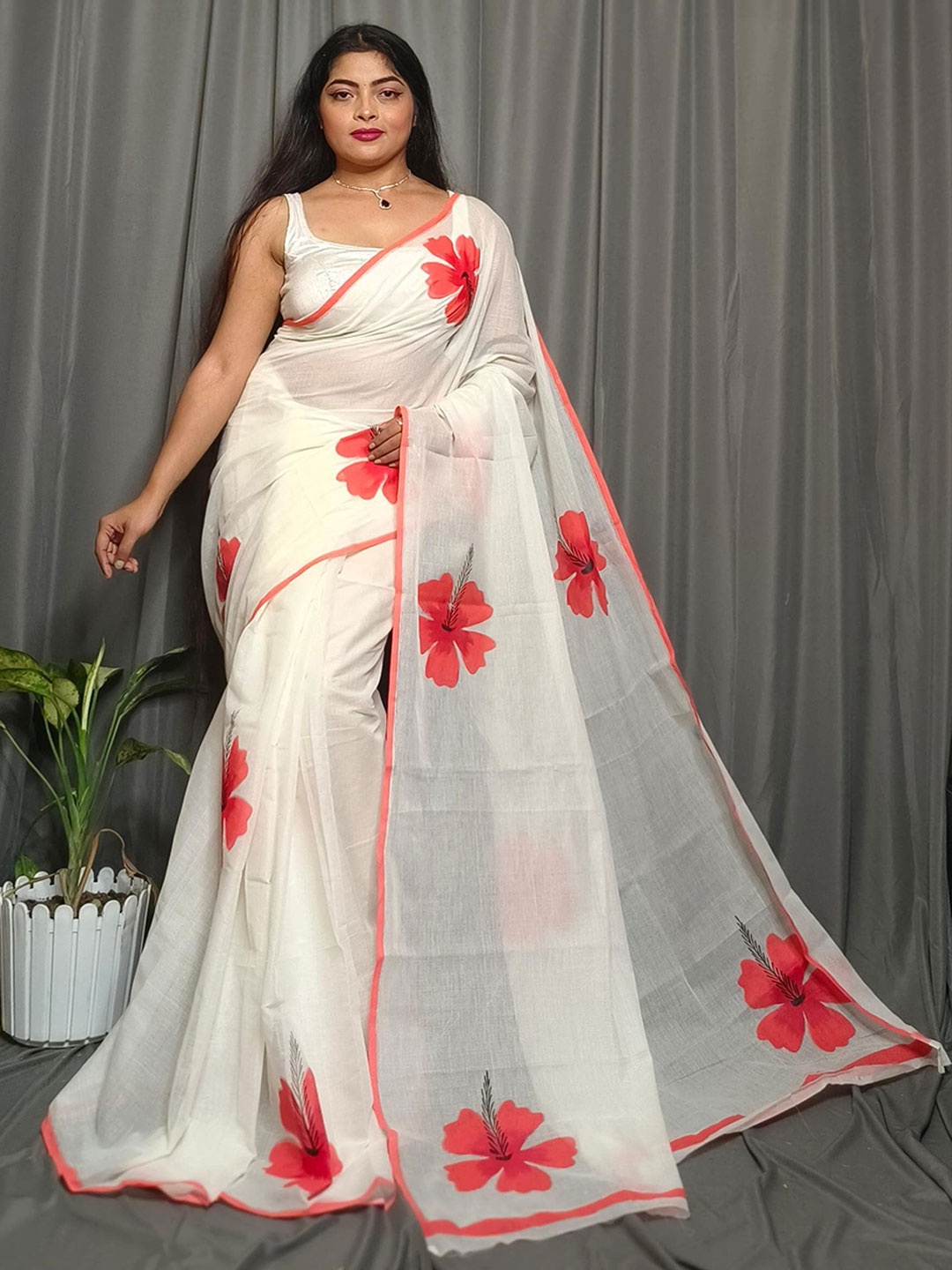 

Ruuprekha Floral Printed Pure Cotton Khadi Saree with Stitched Blouse, White