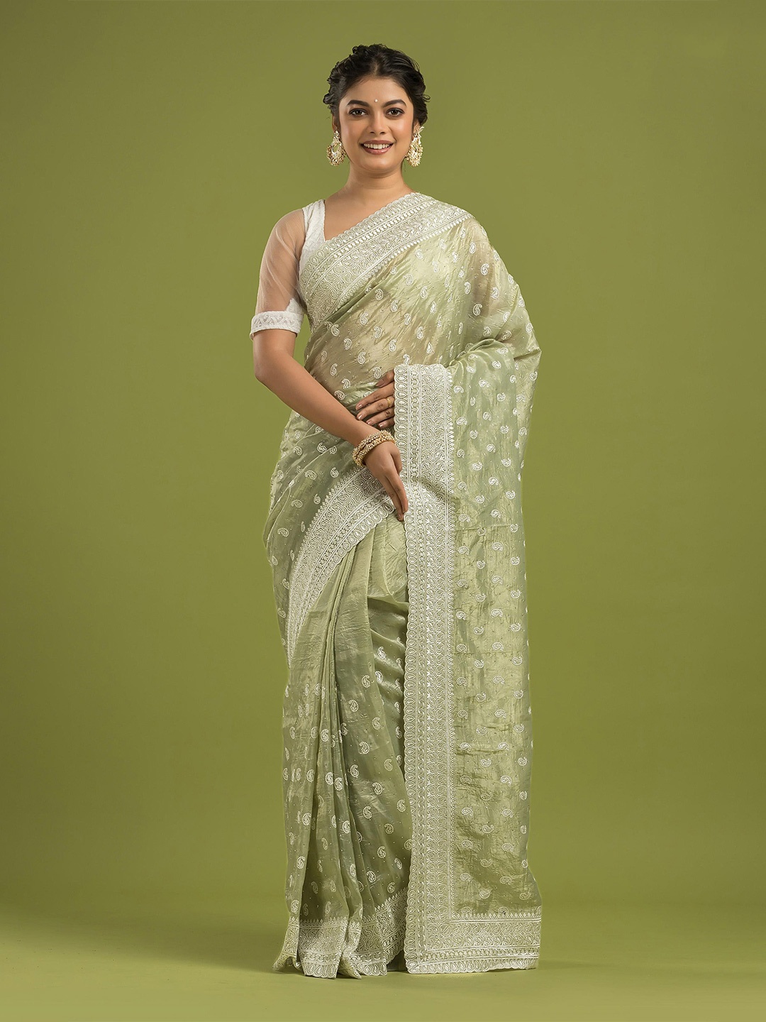 

Dheu Floral Embroidered Woven Design Organza Saree, Green