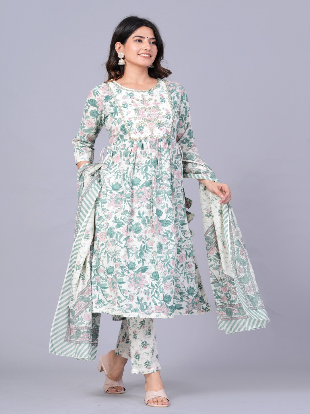 

Mishree Collection Women Ethnic Motifs Printed Regular Pure Cotton Kurta with Trousers & With Dupatta, White