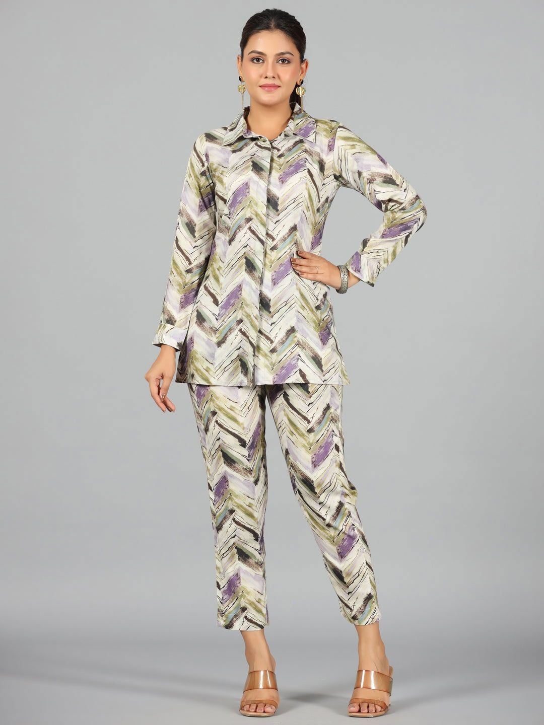 

NAINVISH Geometric Printed Shirt With Trousers, Beige