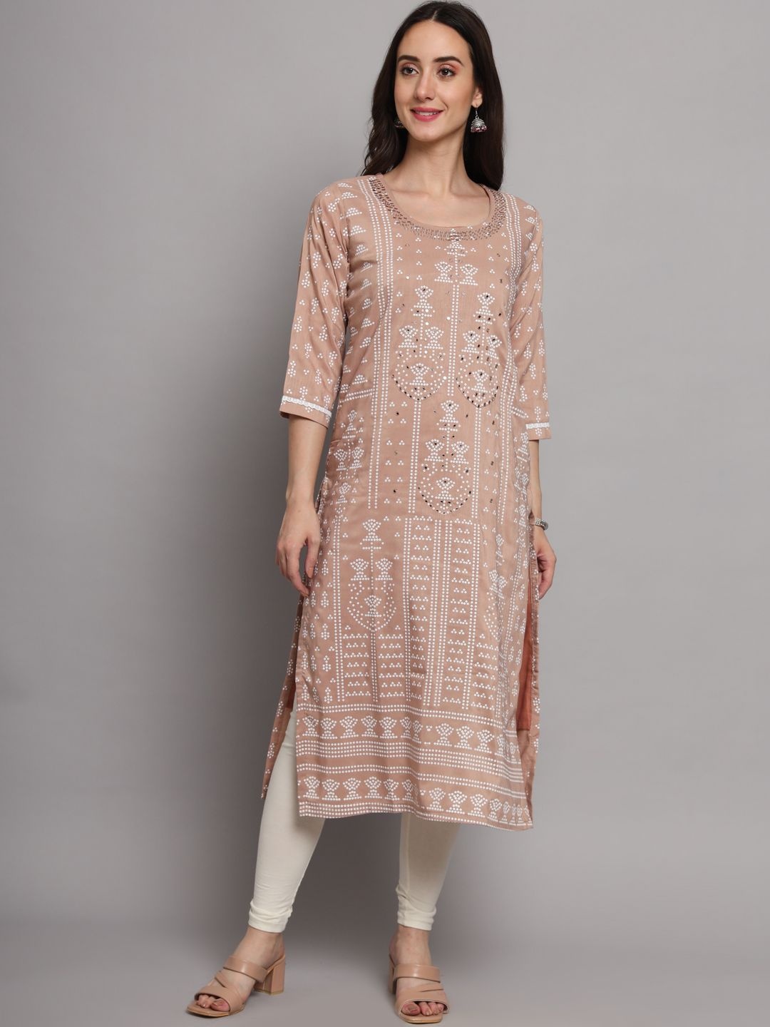 

INVAGA FASHION Women Geometric Printed Flared Sleeves Thread Work Kurta, Brown