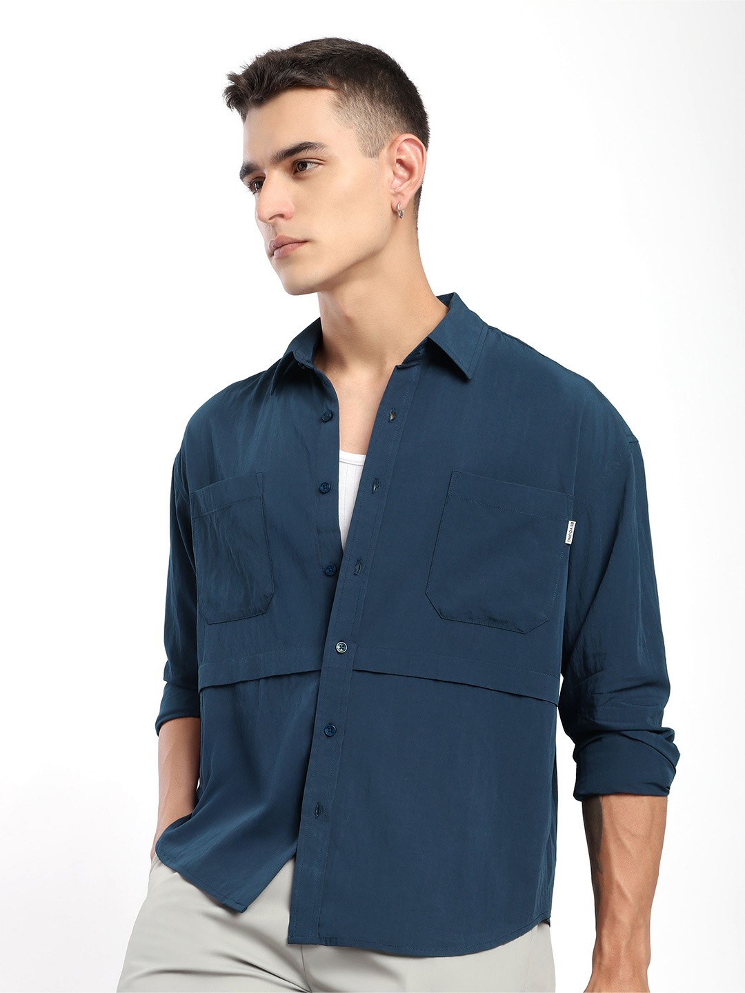 

Beyoung Men Relaxed Fit Spread Collar Solid Casual Shirt, Navy blue