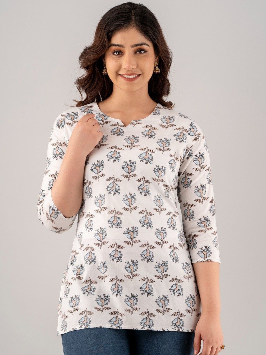 

GUNDIA FASHION Women Floral Printed Kurti, Off white