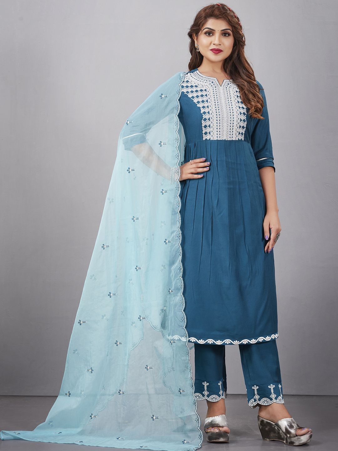 

Krimmple Women Ethnic Motifs Yoke Design Regular Thread Work Pure Silk Kurti with Pyjamas & With Dupatta, Turquoise blue