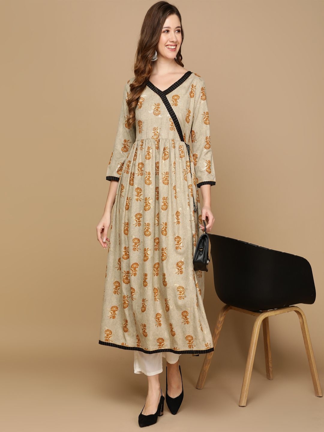 

GURRA Floral Printed V-Neck A-Line Angrakha Kurta, Brown