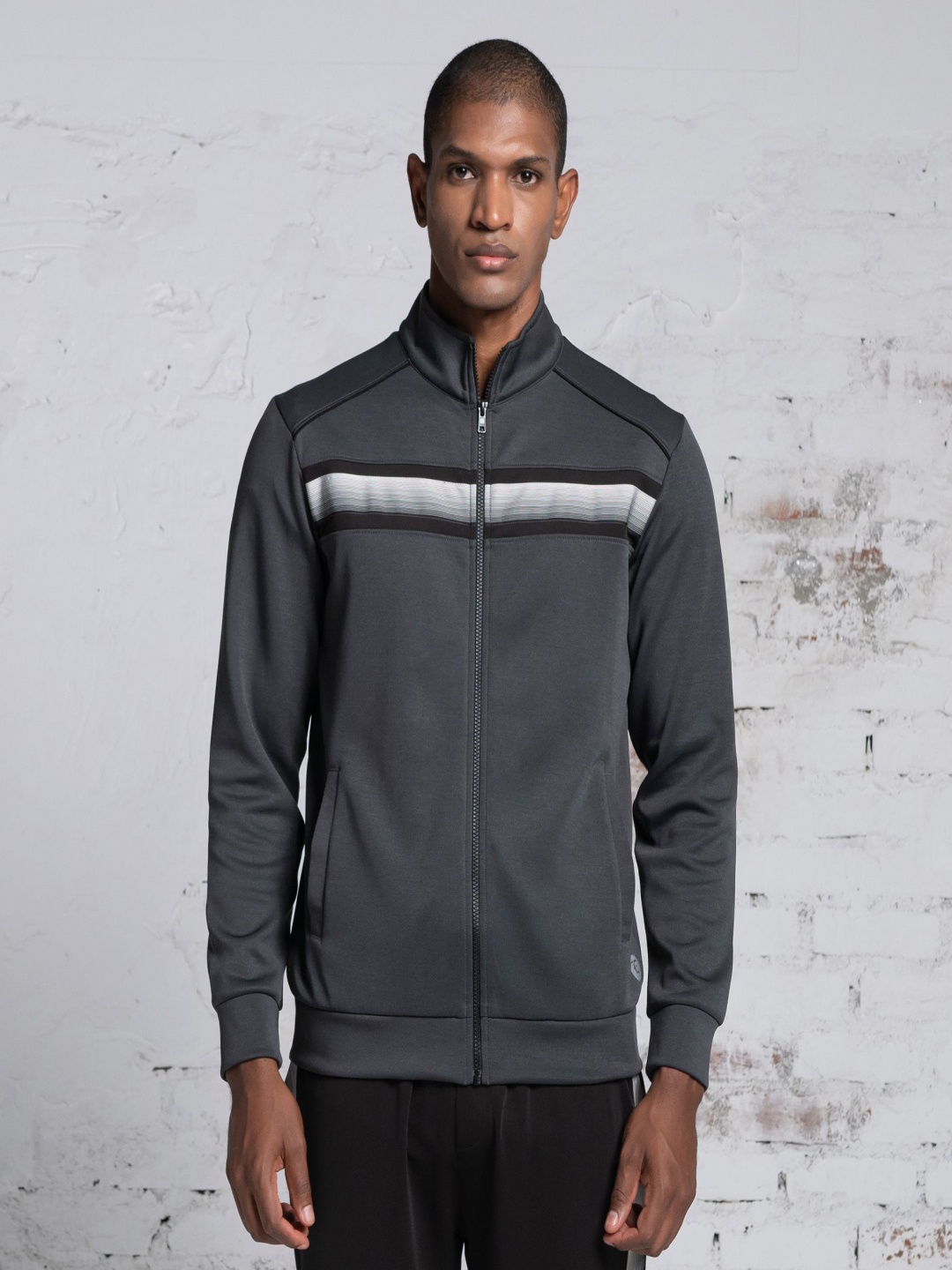 

EDRIO Men Tech Edge Dry Fit Tarcksuit, Grey