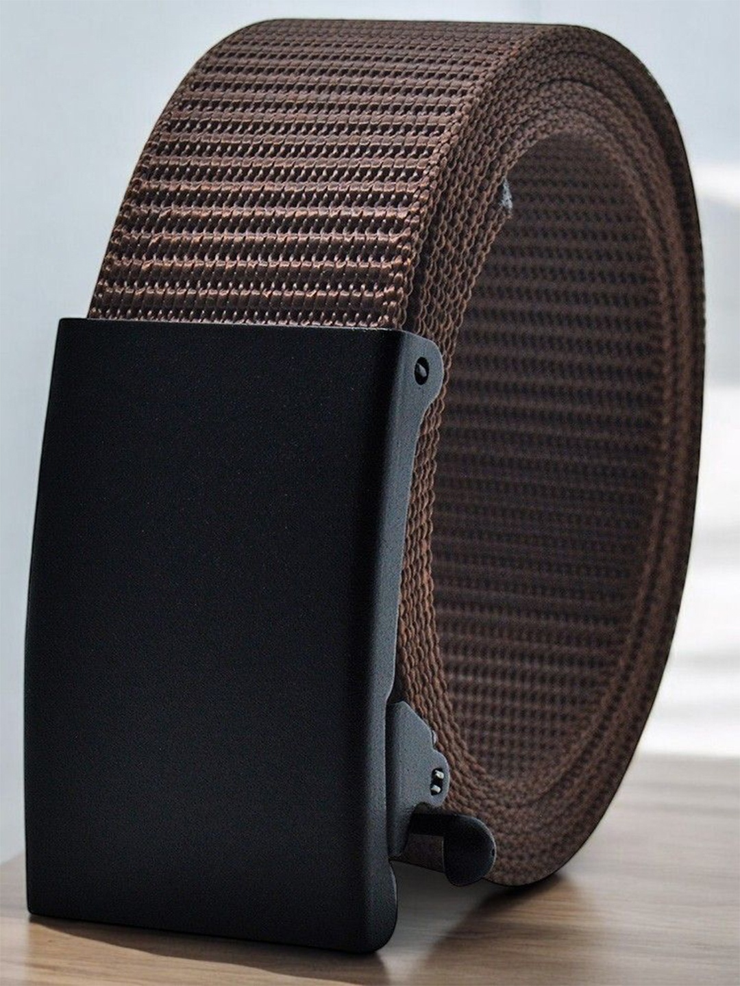 

Metronaut Men Textured Belt, Brown