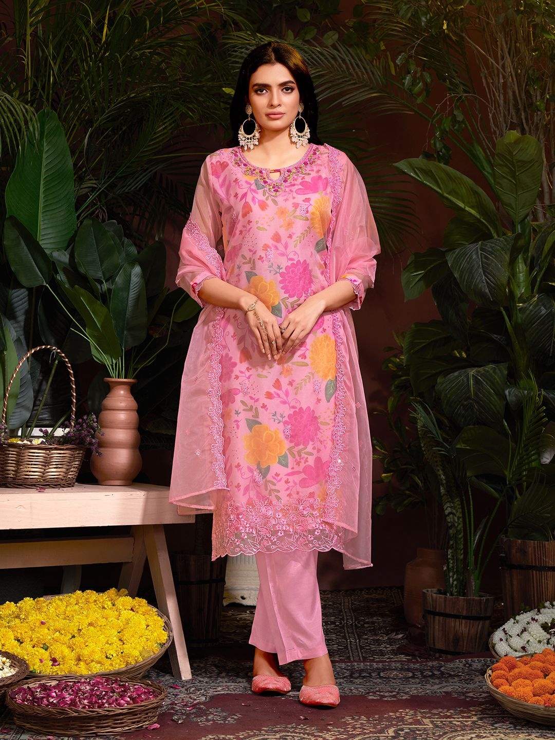 

Krimmple Women Floral Printed Regular Thread Work Kurta with Pyjamas & With Dupatta, Pink