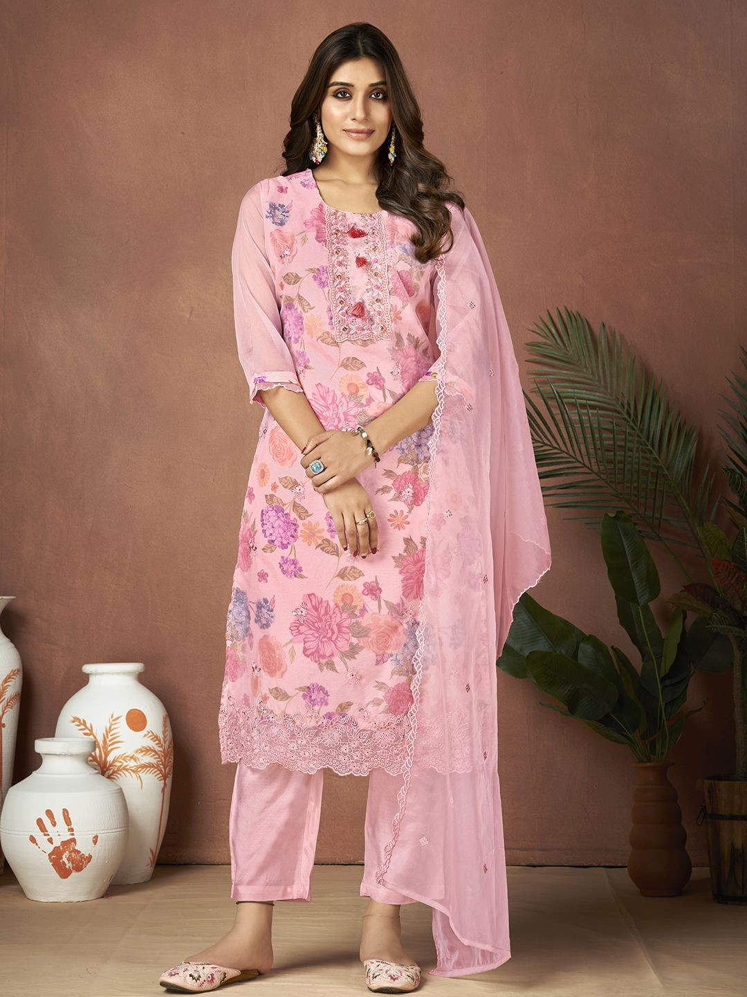 

Krimmple Women Floral Printed Regular Kurta with Trousers & With Dupatta, Pink