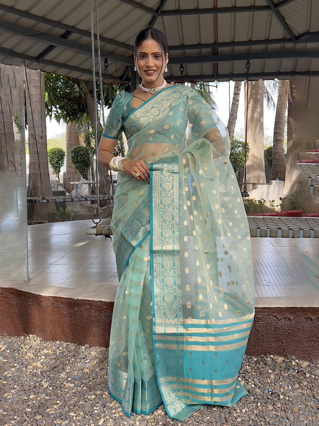 

Aika Ethnic Motifs Zari Organza Saree, Teal