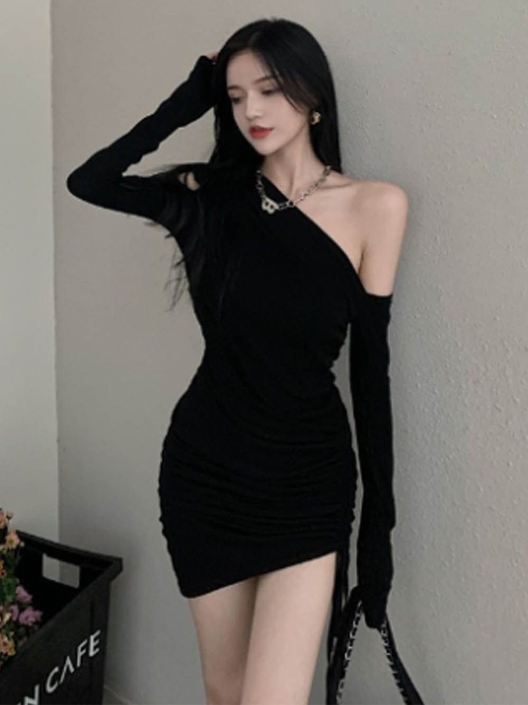 

StyleCast Women One Shoulder Bodycon Mini Dress, Black