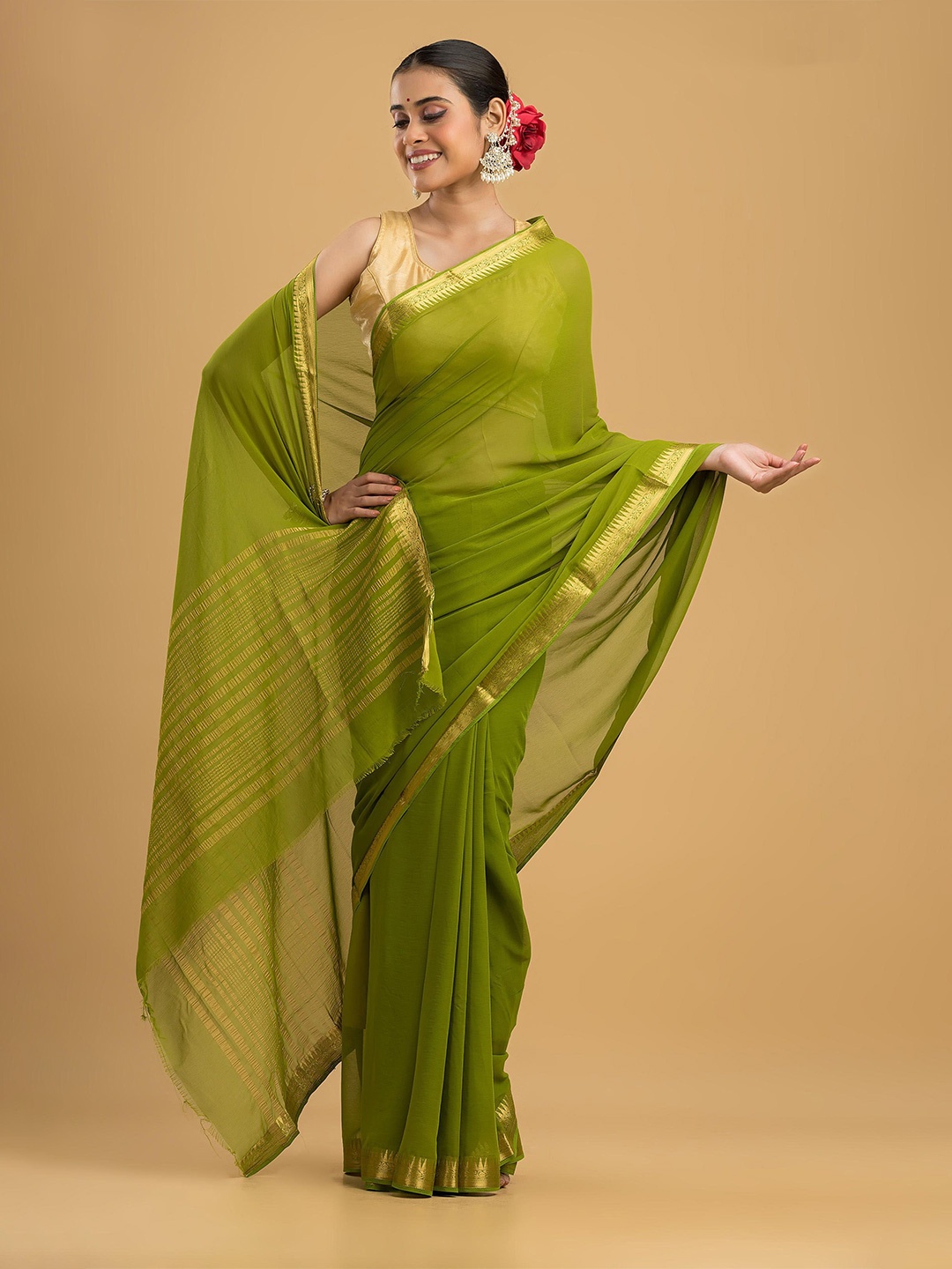 

Dheu Zari Pure Chiffon Saree, Green