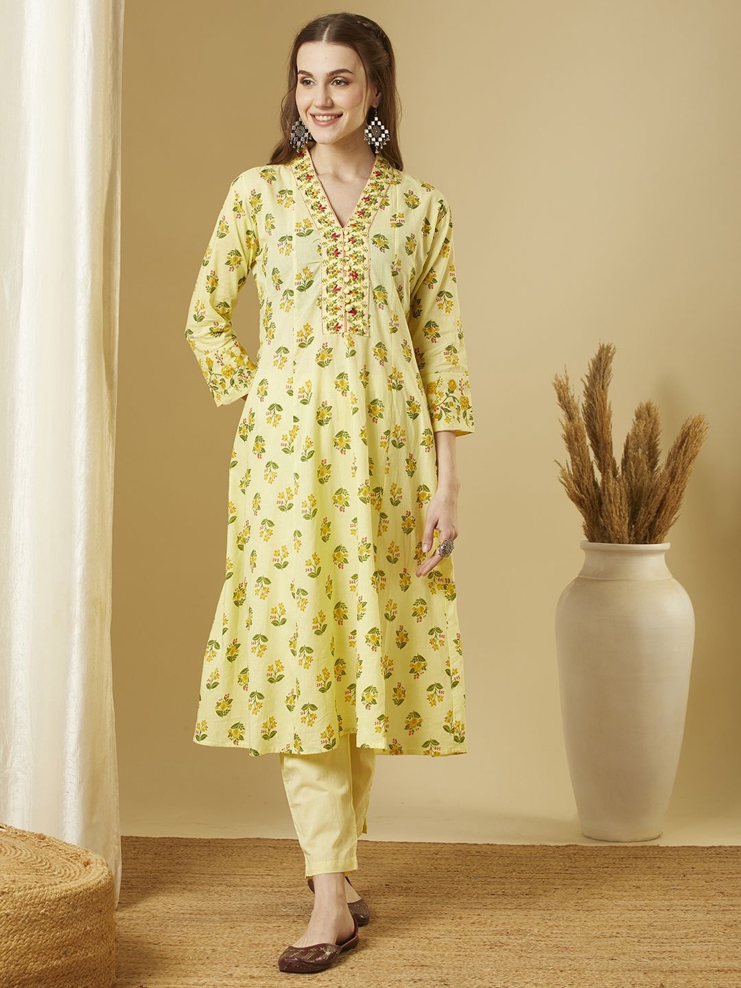 

FASHOR Yellow Floral Printed Panelled Pure Cotton A-Line Kurta With Trousers