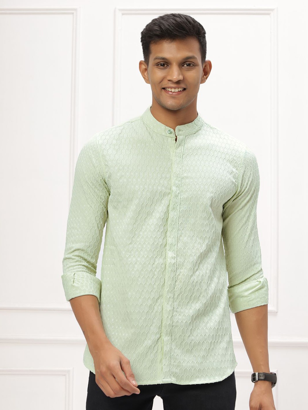 

N AND J Men Band Collar Geometric Printed Casual Shirt, Green
