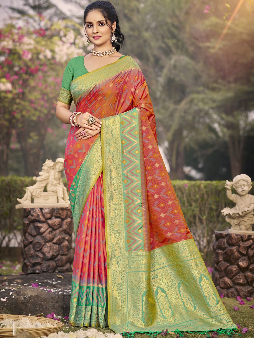 

SANGAM PRINTS Woven Design Zari Tussar Saree, Peach