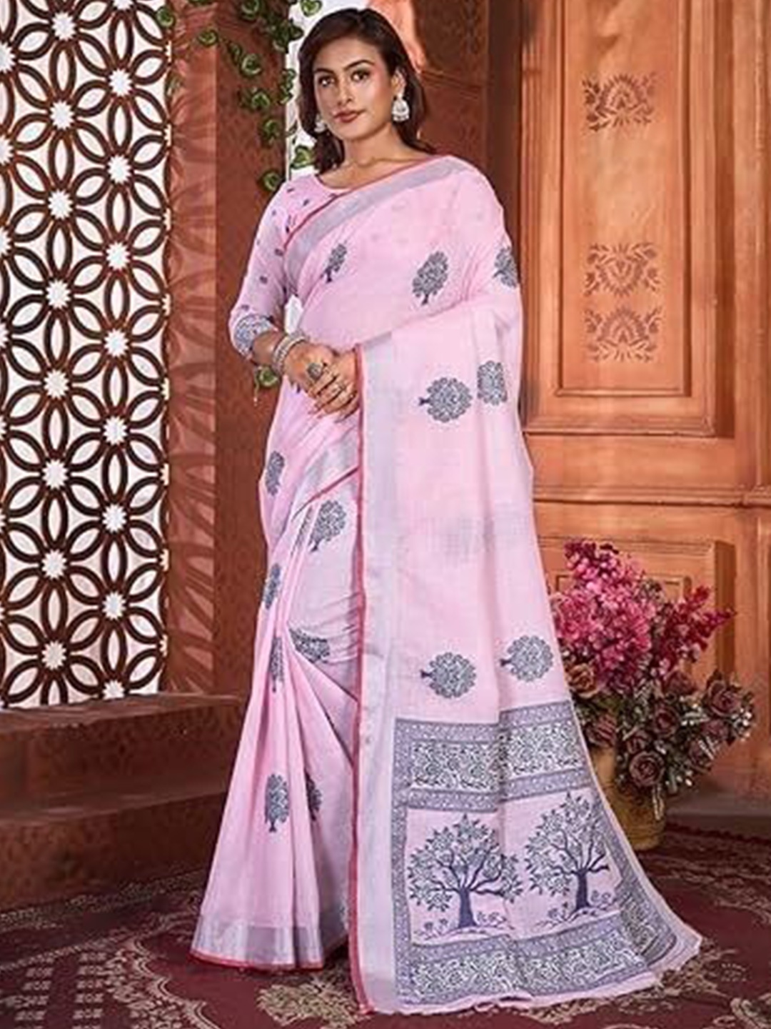 

NEGRONI Ethnic Motifs Printed Saree, Pink