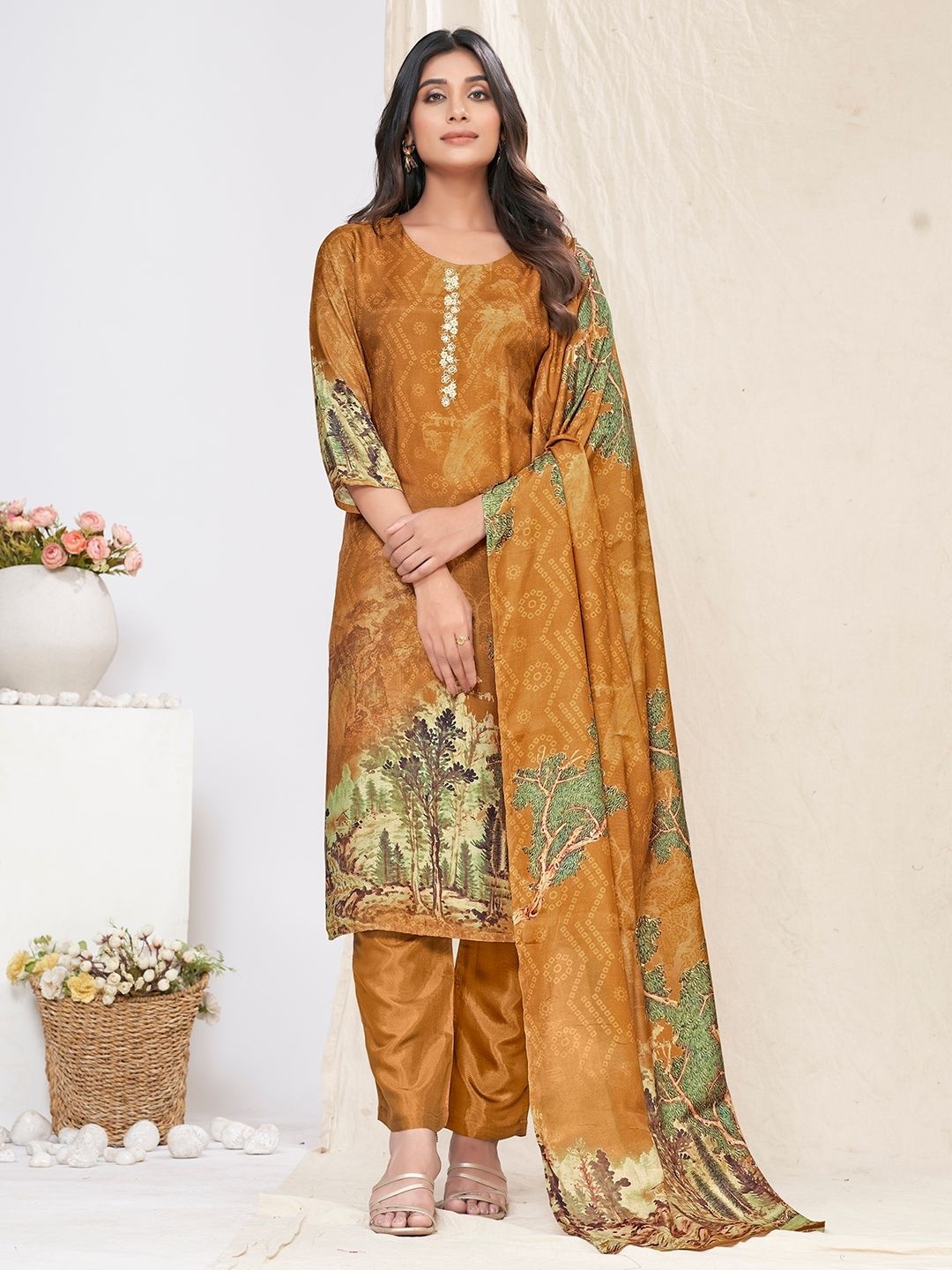 

Krimmple Women Floral Printed Regular Kurti with Pyjamas & With Dupatta, Brown