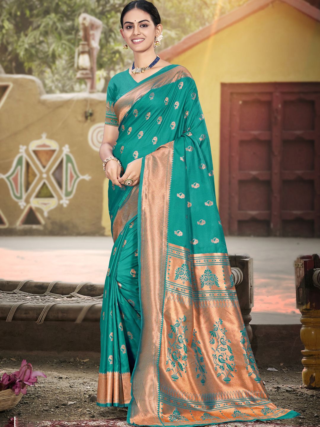 

SANGAM PRINTS Floral Zari Silk Blend Tussar Saree, Sea green