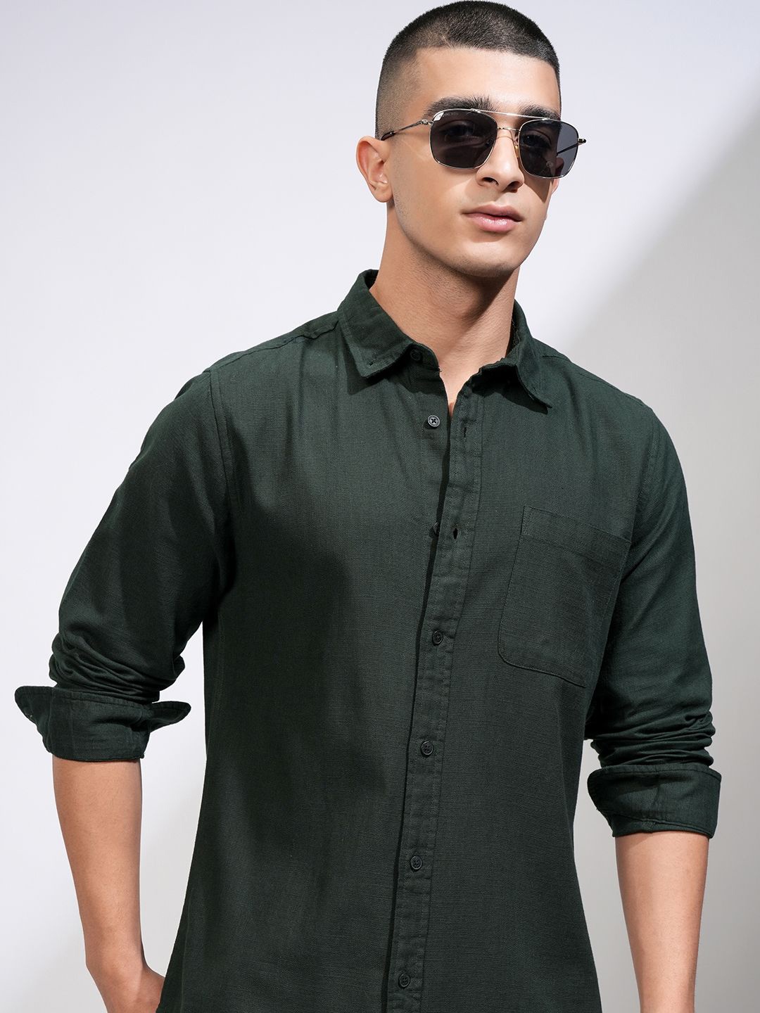 

HIGHLANDER Men Solid Button-Down Collar Slim Fit Casual Shirt, Green