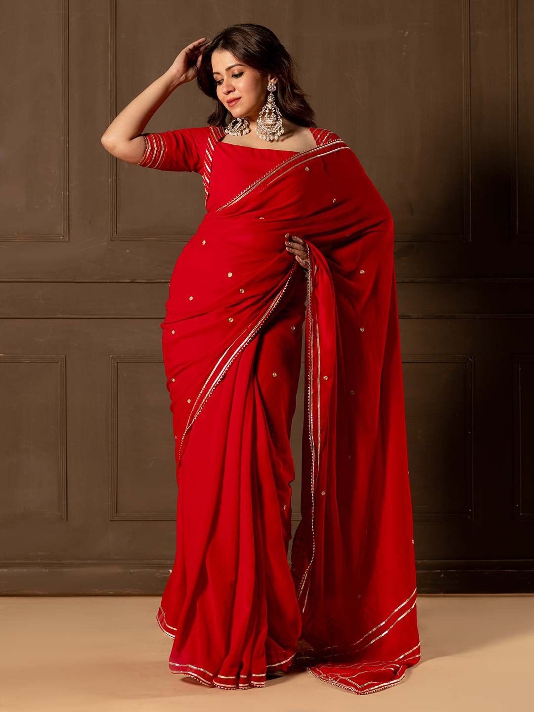

NUD Embellished Embroidered Saree, Red