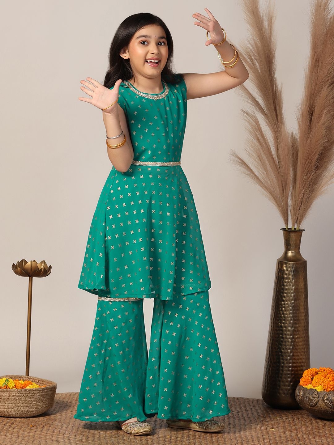 

BAESD Girls Printed Regular Kurta with Sharara, Teal