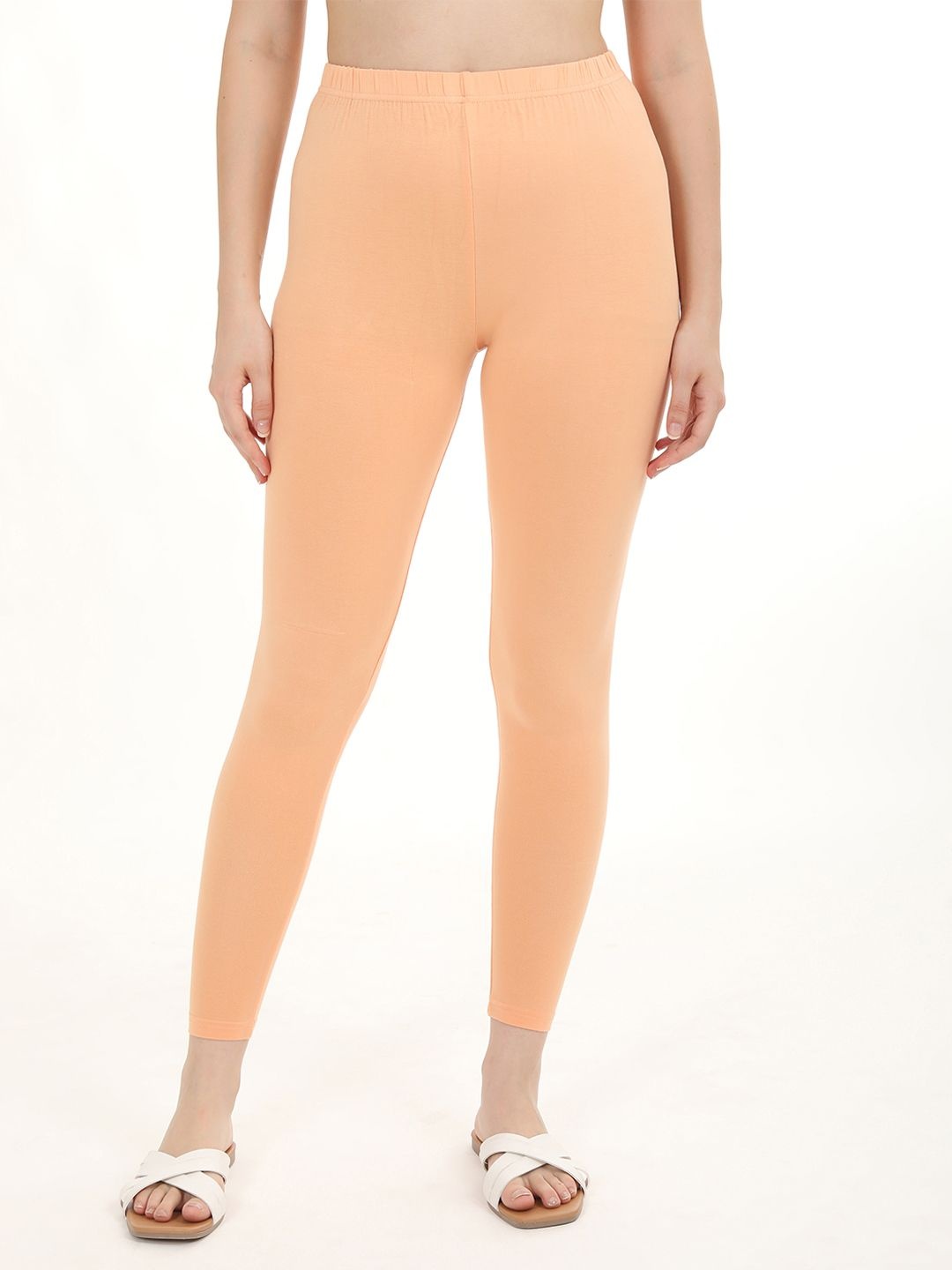 

Fly Birds Women Mid-Rise Ankle-Length Leggings, Peach