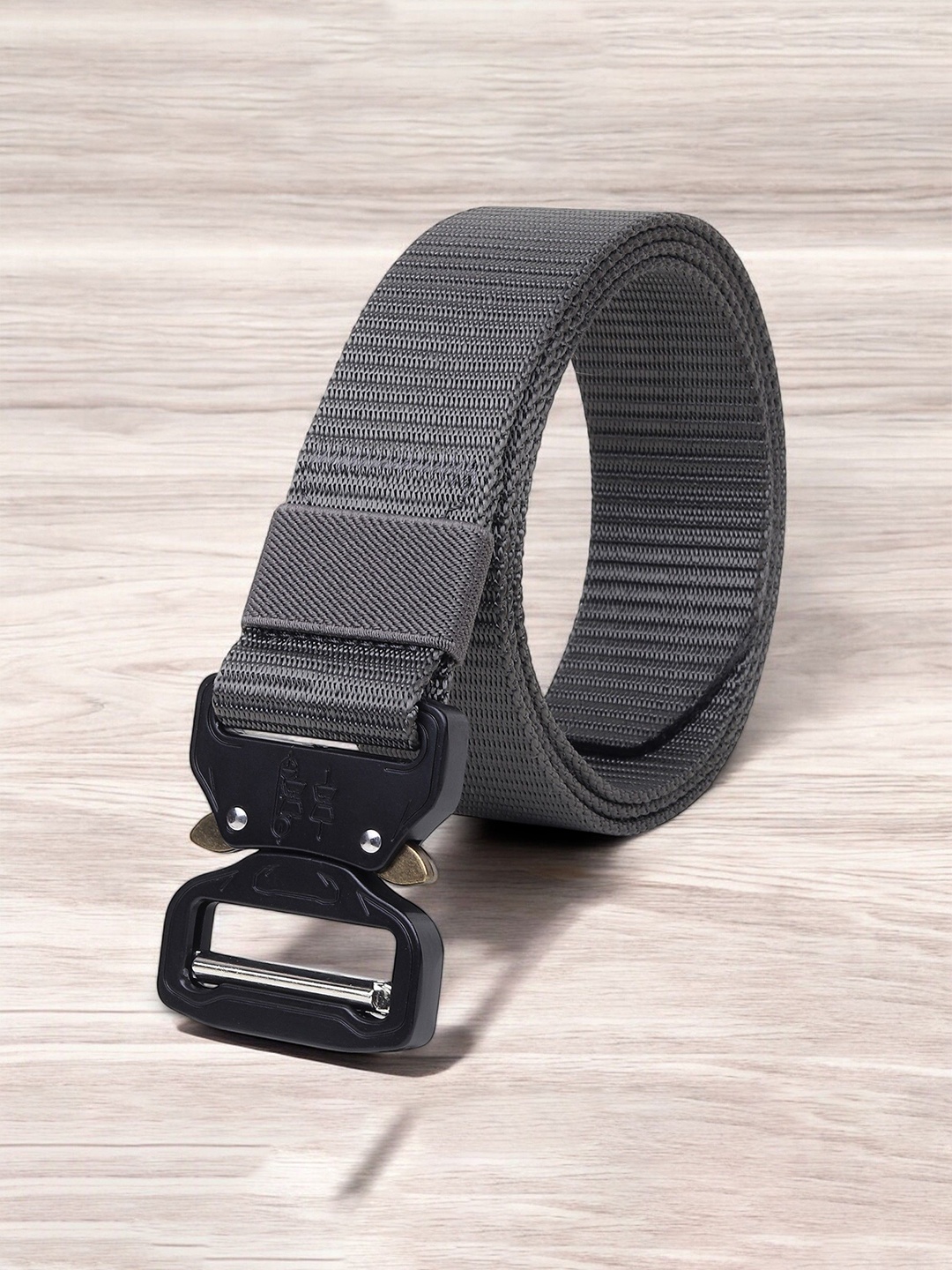 

Metronaut Men Textured Belt, Grey