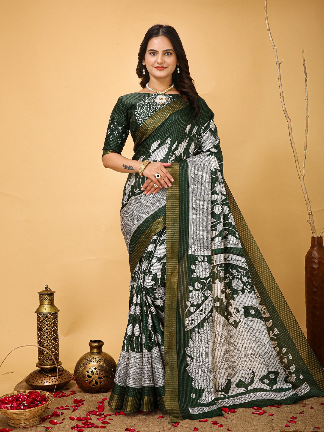 

LeeliPeeri Designer Floral Zari Saree, Green