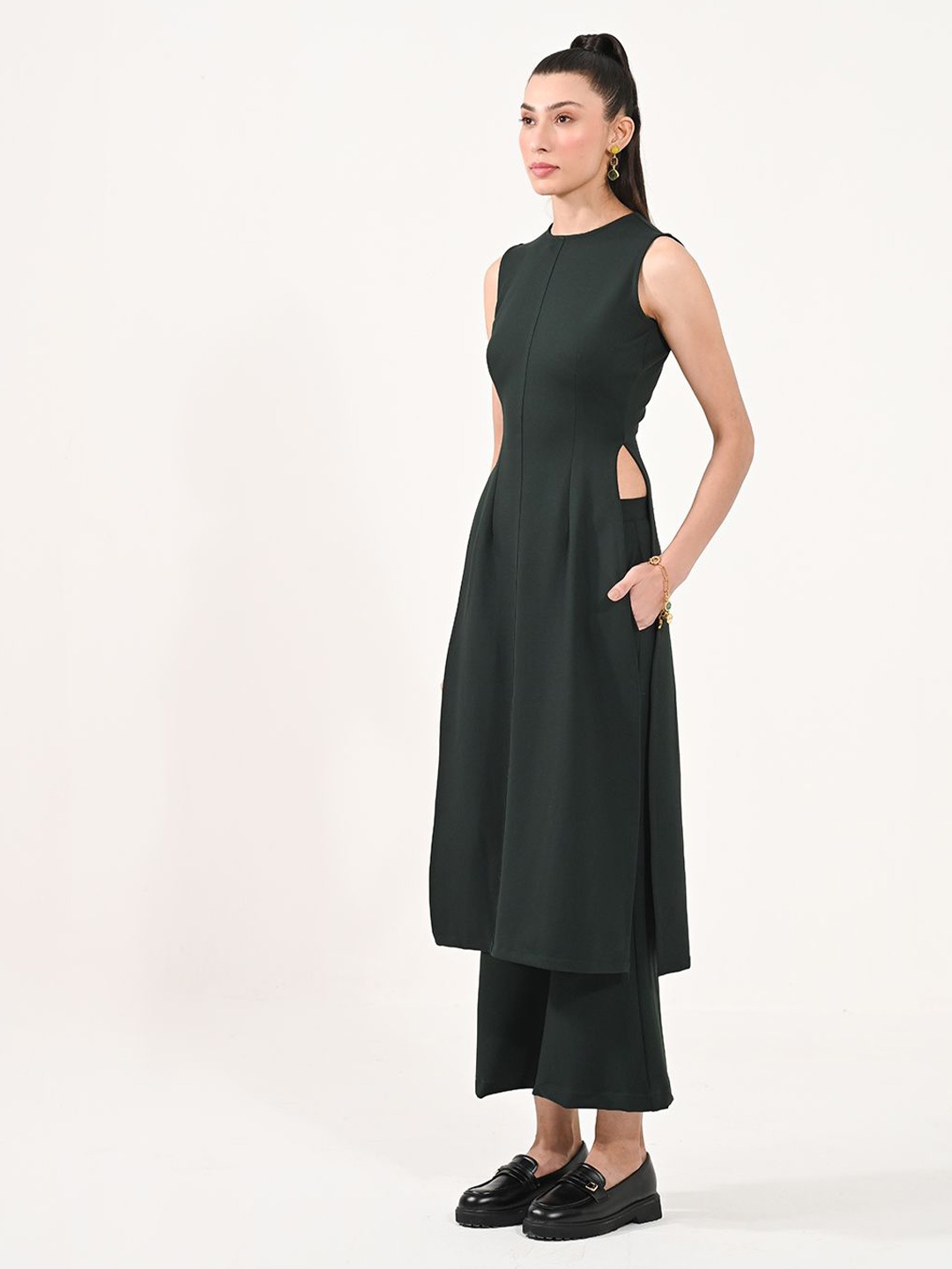 

Aamili Maxi Longline Top, Green