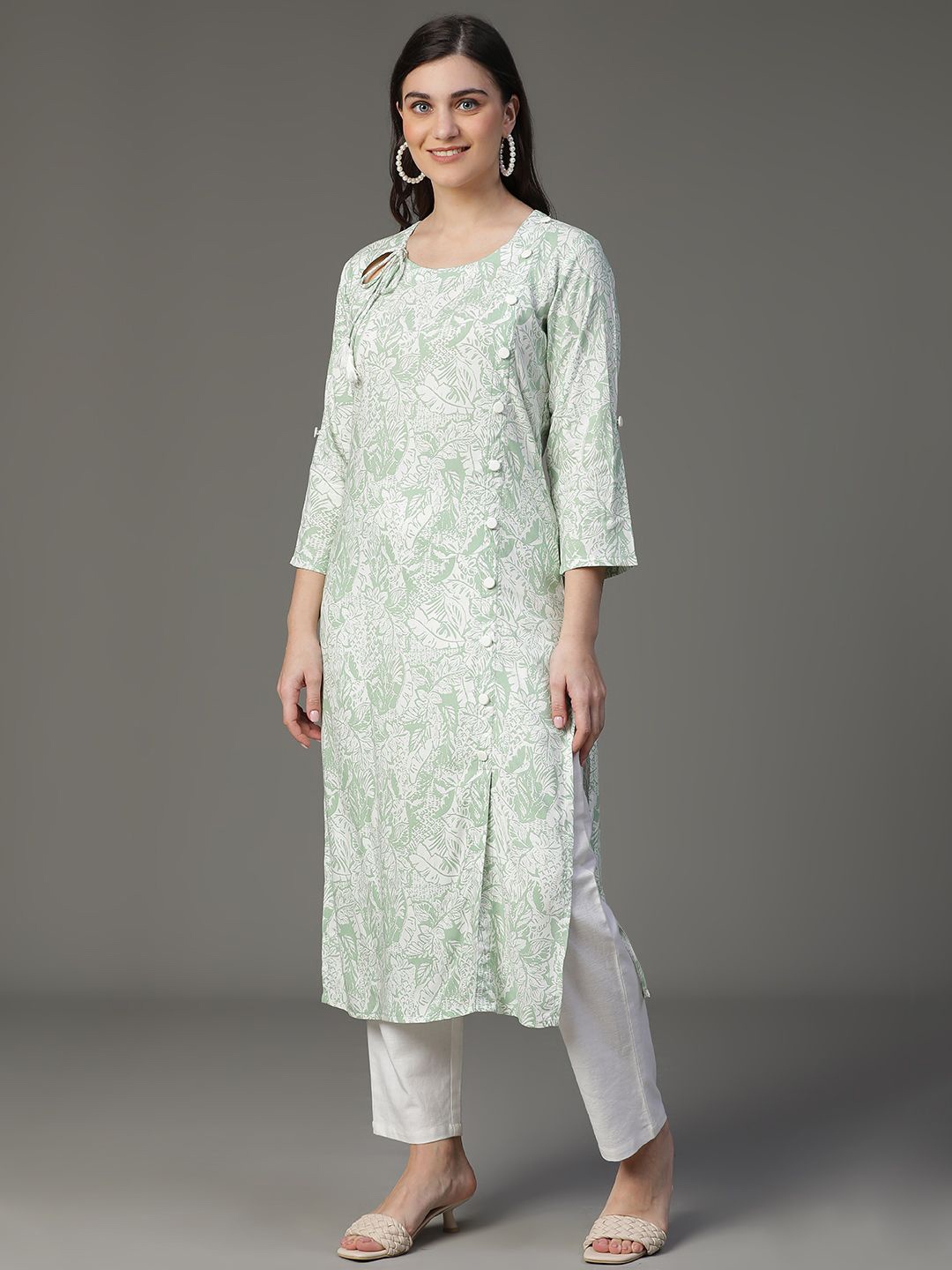 

VEGAL Floral Printed Tie-Up Neck Straight Kurta, Sea green