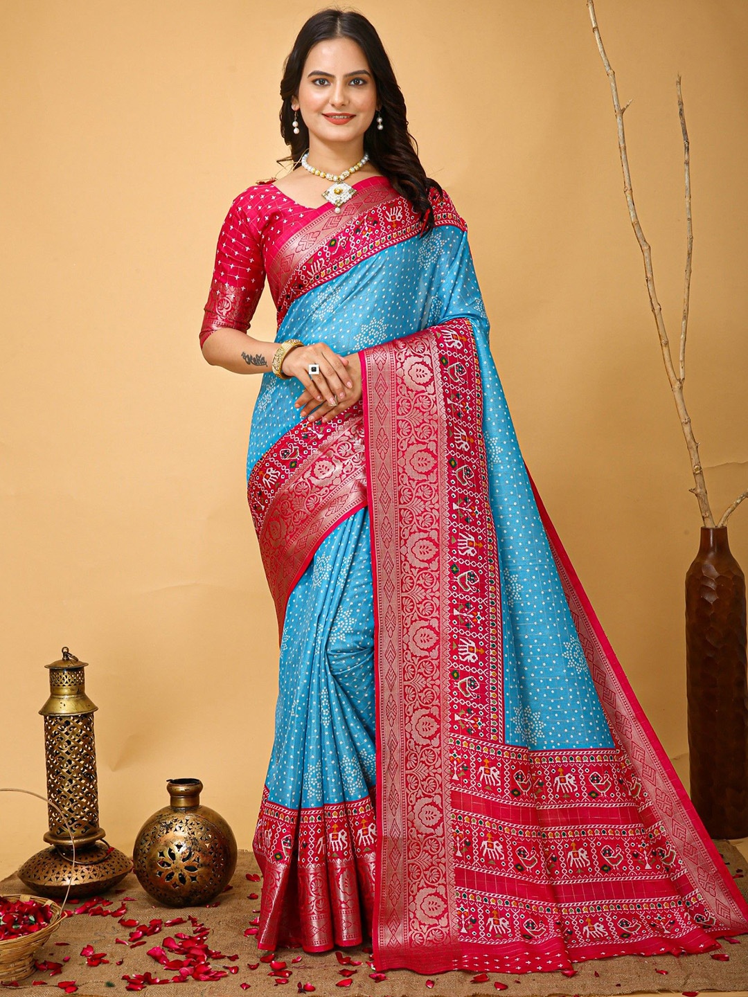 

LeeliPeeri Designer Bandhani Zari Saree, Blue