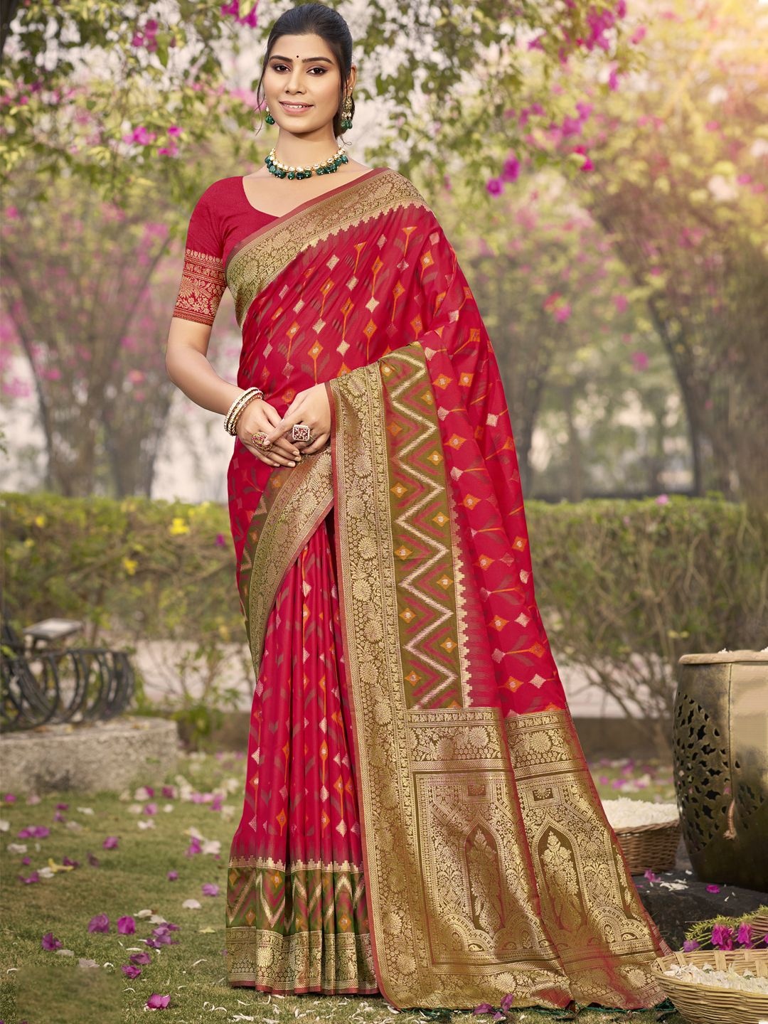 

SANGAM PRINTS Woven Design Zari Tussar Saree, Red