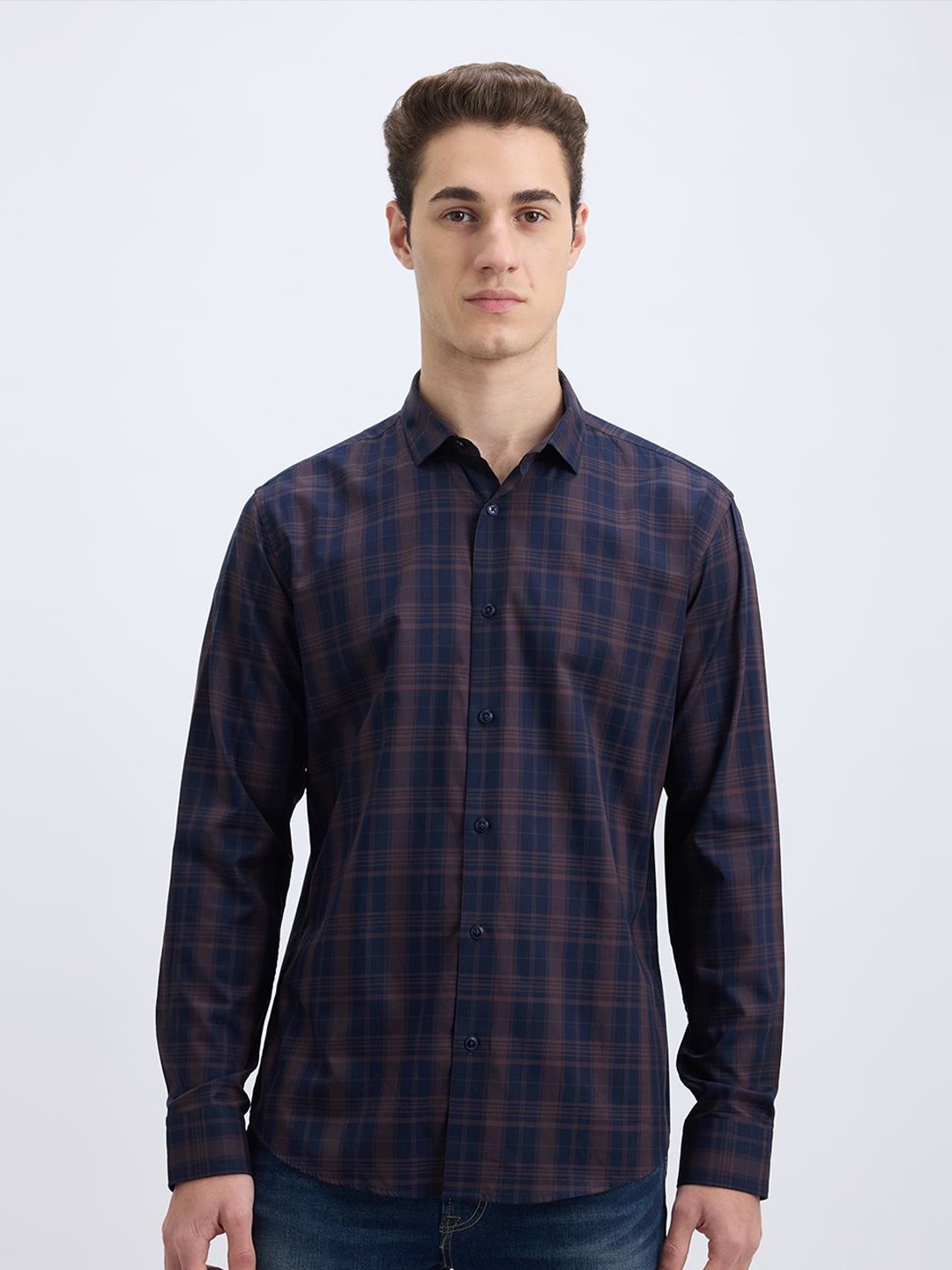 

Pepe Jeans Men Spread Collar Checked Cotton Casual Shirt, Navy blue