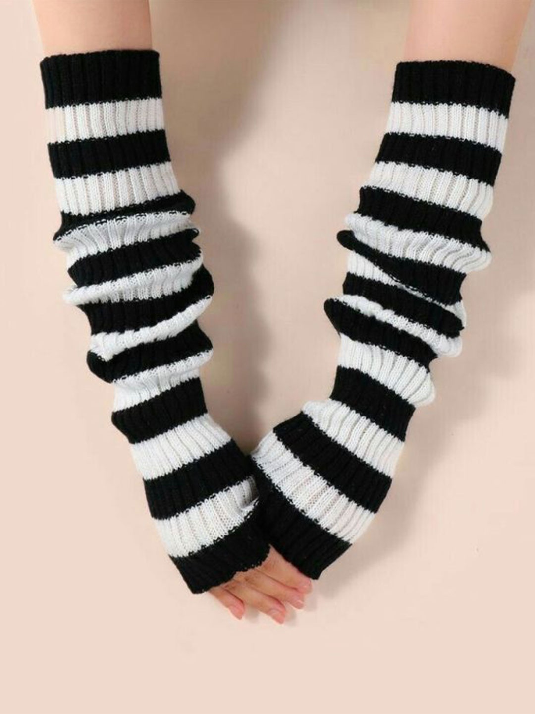 

TIPY TIPY TAP Kids Striped Knee Length Legwarmer Socks, Black