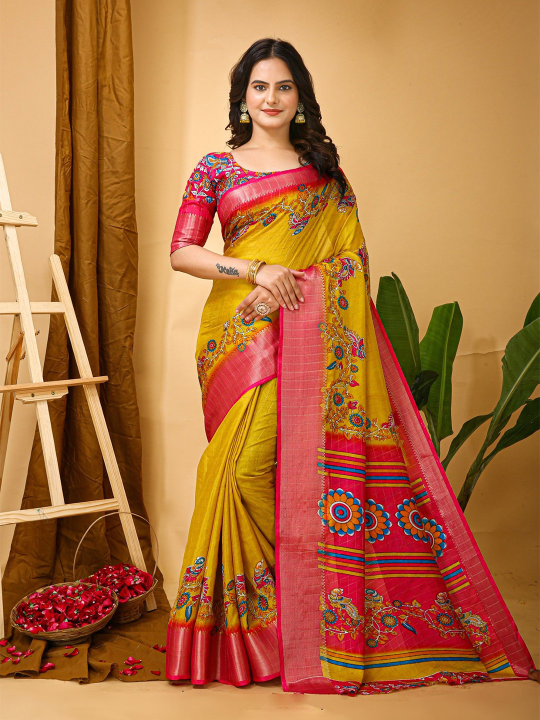 

LeeliPeeri Designer Floral Zari Saree, Yellow