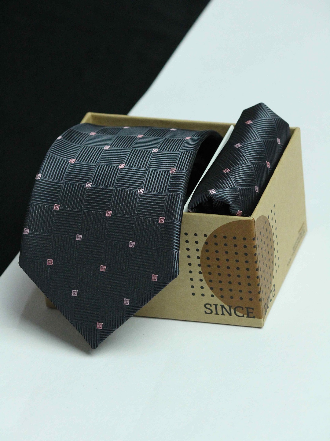 

Tossido Men Accessory Gift Set of Tie and Pocket Square, Grey