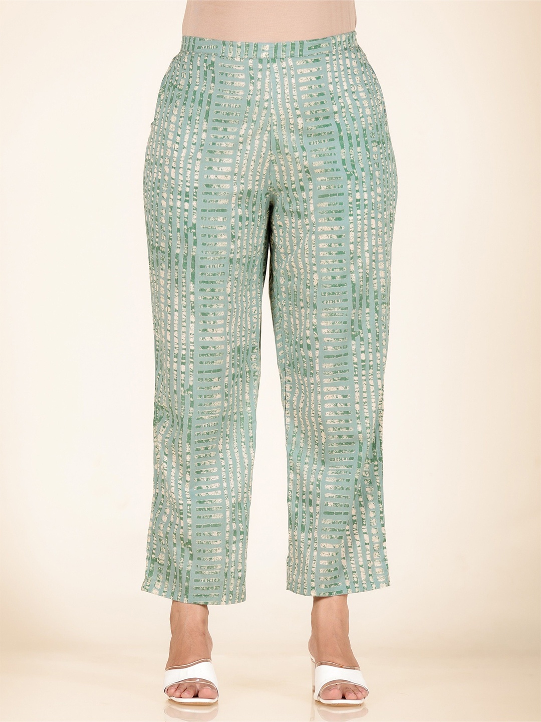 

Aramya Women Abstract Printed Cotton Palazzos, Green