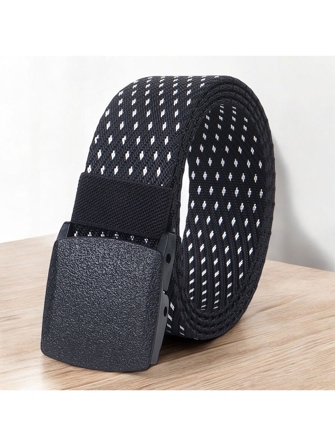 

Metronaut Men Textured Belt, Black