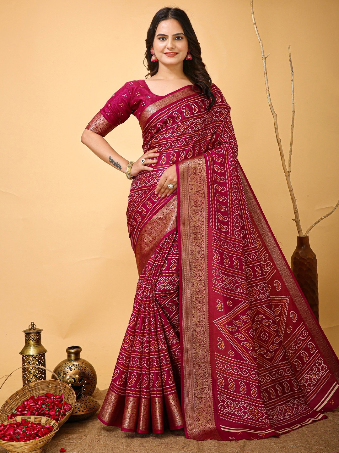 

LeeliPeeri Designer Bandhani Zari Saree, Maroon